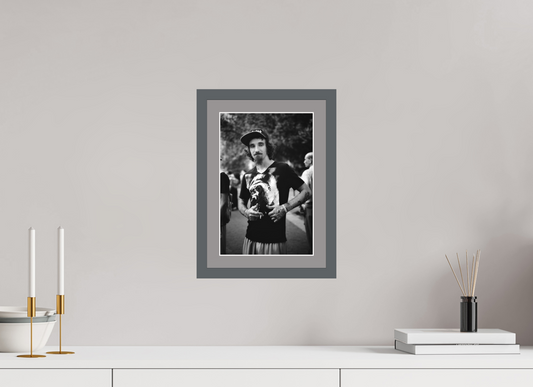 8 x 12″, Solid Wood Frame with Passse-partout Reckless