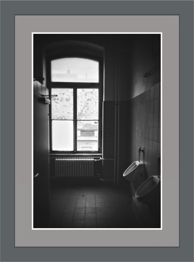 Main image WC at CO Berlin